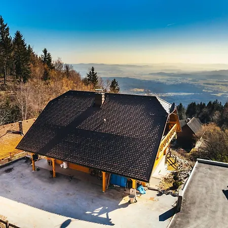 דירה Mt Krvavec Story - Happy *