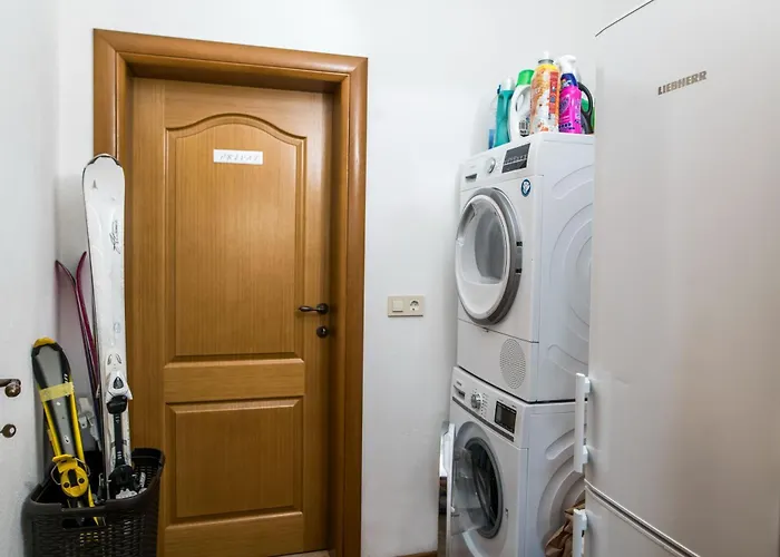 Mt Krvavec Story - Happy